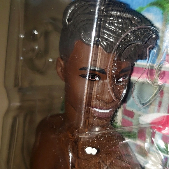 Barbie Beach Ken Doll BNIB African American Twists Brown Eyes - Picture 5 of 8